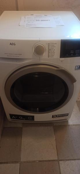 AEG T8DBG49S hőszivattyús, kondenzációs szárítógép F6981