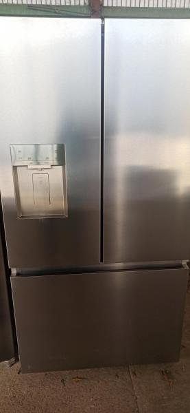 Hisense Side by Side Francia ajtós hűtő F6954