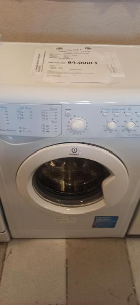 Indesit IWSC 51051 F6627