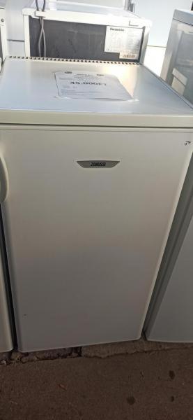 Zanussi 200 L hűtő F6618